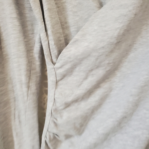 Sundance Vanessa Faux Wrap V-Neck Western Boho Ruched Rodeo Gray Pull-Over Top - Picture 6 of 8